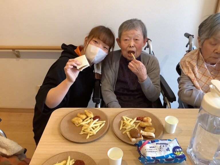 Read more about the article 暖暖バーガーＯＰＥＮ🍔